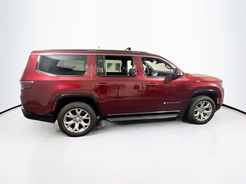 Used 2022 Jeep Wagoneer Series II AWD/4WD image 4