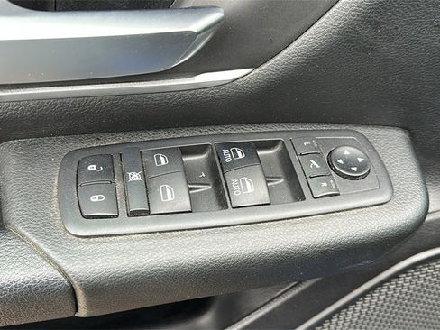 Used 2019 RAM 1500 Big Horn image 13