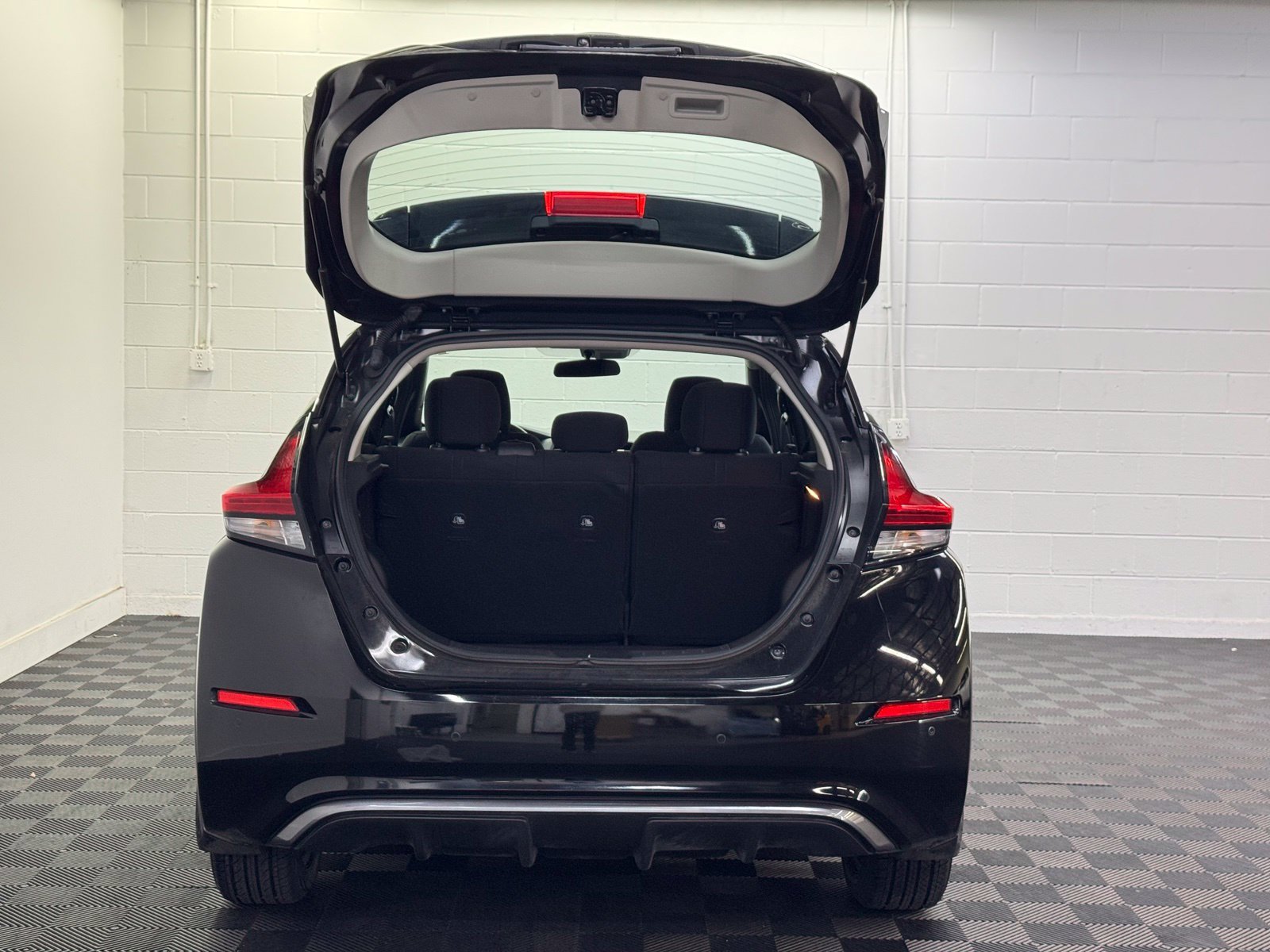 Certified 2023 Nissan Leaf S FWD image 38
