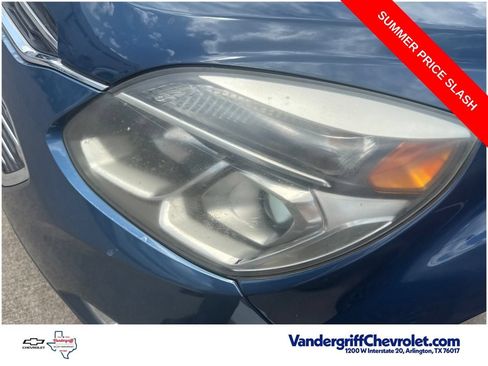 Used 2017 Chevrolet Equinox Premier w/ Enhanced Convenience Package FWD image 6