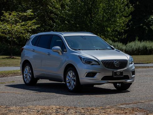 Used 2017 Buick Envision Premium image 2