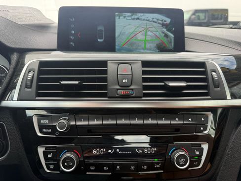 Used 2018 BMW 430i xDrive Convertible AWD/4WD image 25