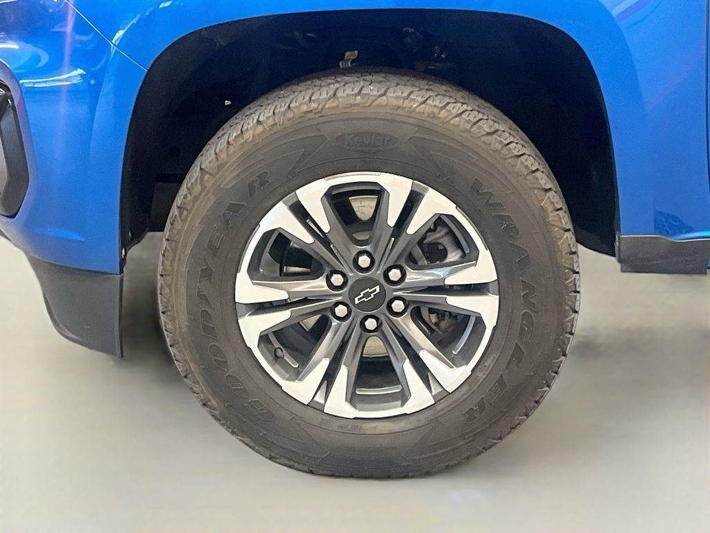 Used 2022 Chevrolet Colorado Z71 AWD/4WD image 30