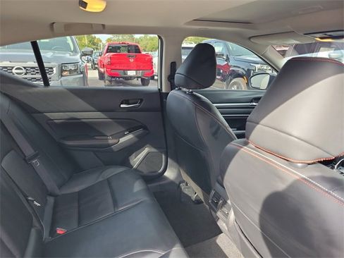 Used 2023 Nissan Altima 2.0 SR image 28