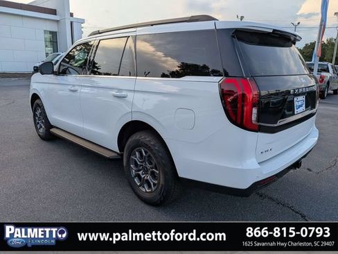 Used 2025 Ford Expedition Active RWD image 6