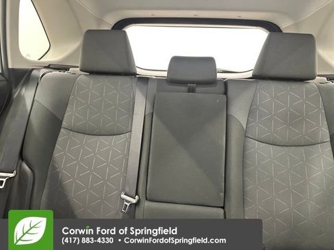 Used 2024 Toyota RAV4 XLE image 21