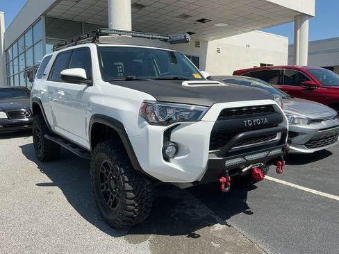 Used 2015 Toyota 4Runner TRD Pro image 5