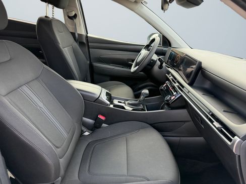 Certified 2025 Hyundai Tucson SEL AWD/4WD image 18