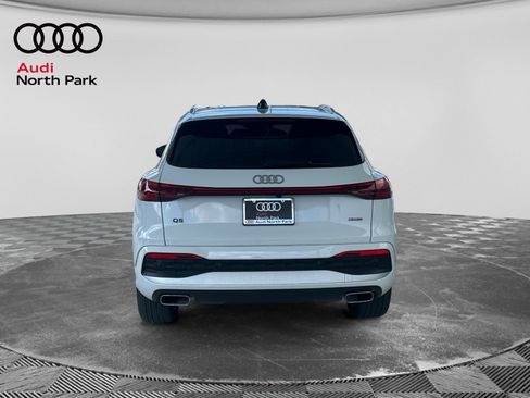 Used 2025 Audi Q5 Premium Plus AWD/4WD image 4
