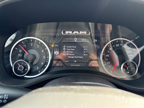 New 2026 RAM 1500 4x4 Crew Cab image 16