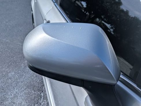 Used 2020 Toyota Camry SE FWD image 12