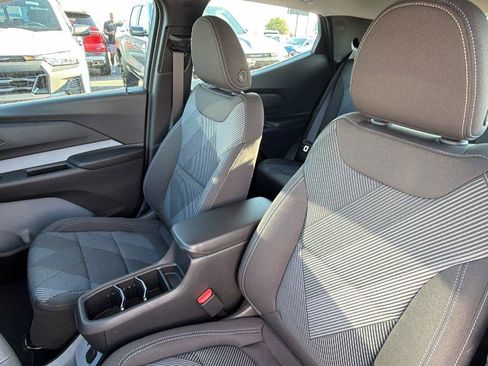 New 2027 Chevrolet Bolt LT FWD image 4