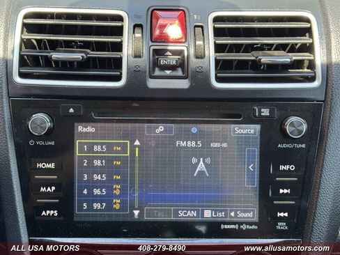 Used 2017 Subaru Forester 2.5i Touring AWD/4WD image 38