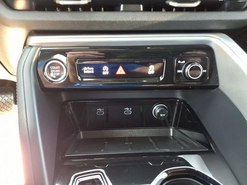 Used 2025 Audi Q5 Premium Plus w/ Premium Plus AWD/4WD image 23