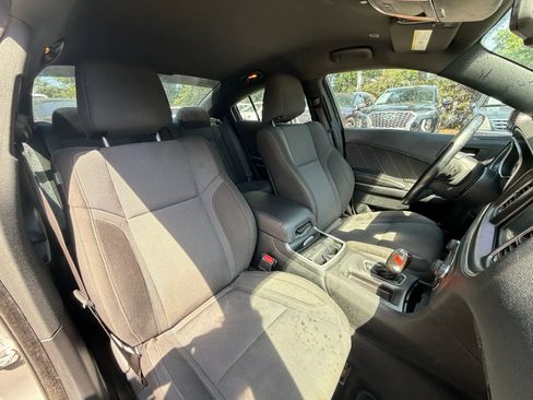 Used 2018 Dodge Charger SXT Plus RWD image 8
