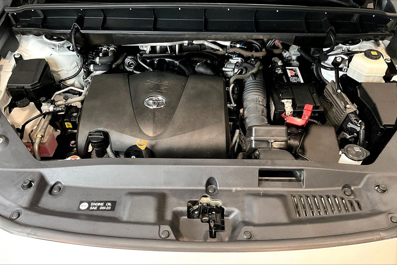 Used 2022 Toyota Highlander Limited FWD image 32