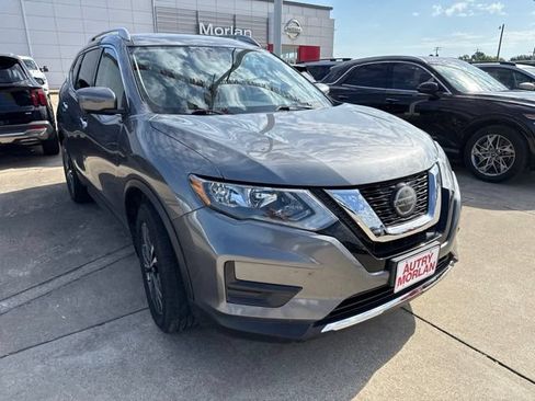 Used 2020 Nissan Rogue SV w/ Premium Package AWD/4WD image 5