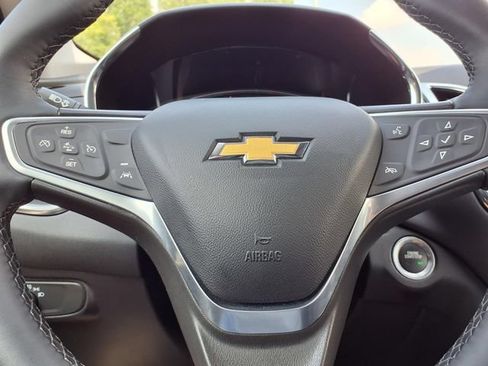 Used 2023 Chevrolet Equinox LT FWD image 15