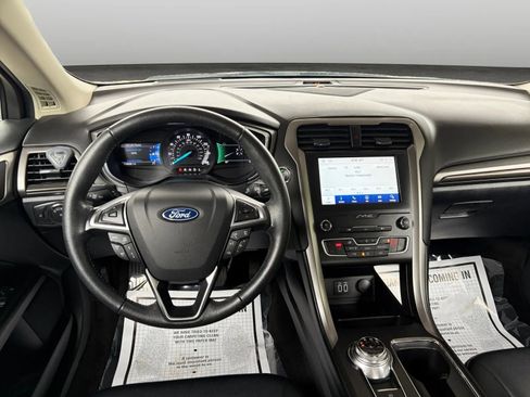 Used 2020 Ford Fusion SEL FWD image 27