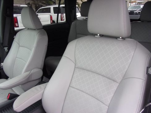 Used 2020 Honda Passport Touring image 13