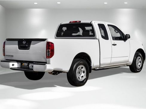 Used 2019 Nissan Frontier S image 6