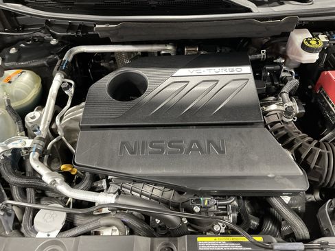 Used 2023 Nissan Rogue SL w/ SL Premium Package image 17