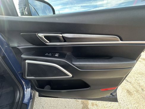 Used 2023 Kia Telluride S image 31