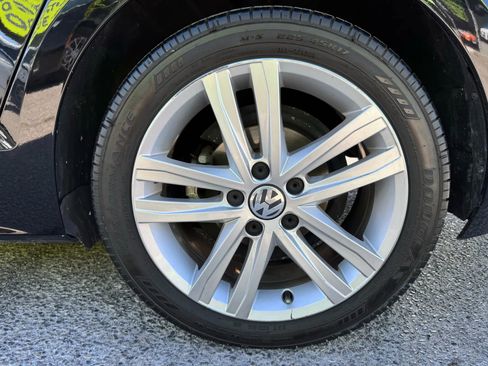 Used 2017 Volkswagen Jetta SEL image 9