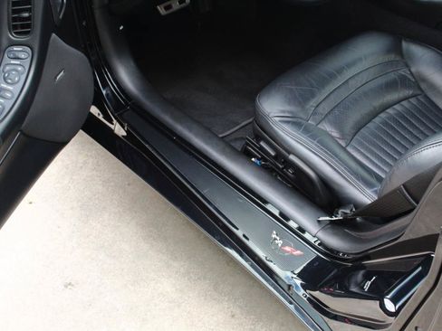 Used 2002 Chevrolet Corvette Convertible w/ Preferred Equipment Group2 RWD image 34