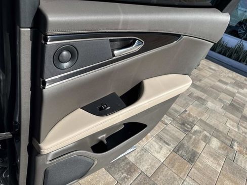 Certified 2021 Lincoln Nautilus Reserve w/ Equipment Group 201A image 23