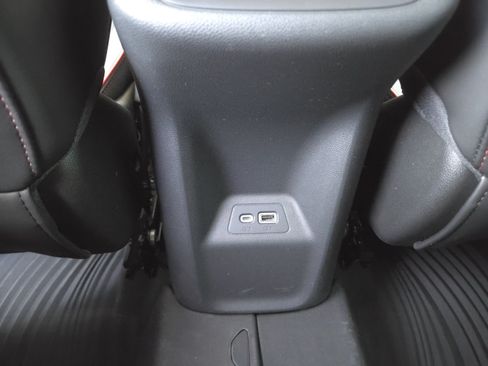 Used 2023 Buick Envision Essence w/ Technology Package I AWD/4WD image 28