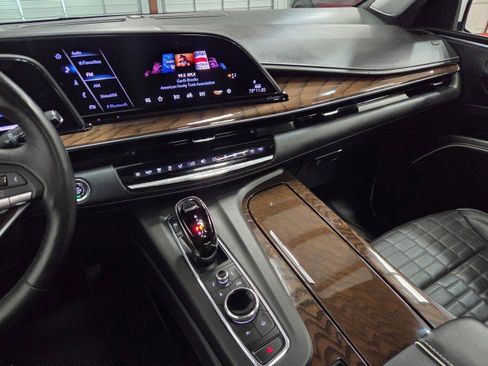 Used 2023 Cadillac Escalade ESV Sport Platinum w/ LPO, ONYX Package image 44