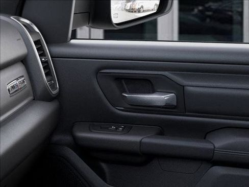 New 2026 RAM 1500 4x4 Crew Cab image 25