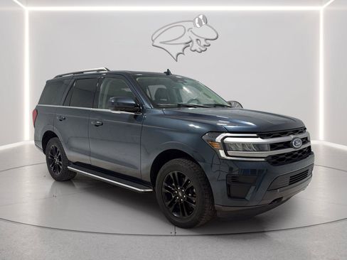 Certified 2022 Ford Expedition XLT AWD/4WD image 7