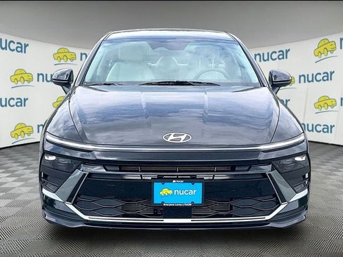 Used 2025 Hyundai Sonata SE FWD image 2