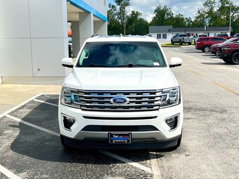 Used 2021 Ford Expedition Limited image 11