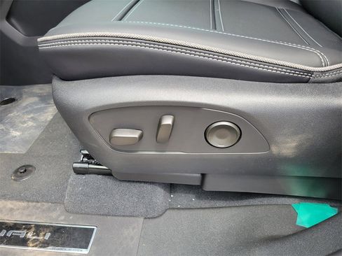 New 2025 GMC Sierra EV Denali image 12