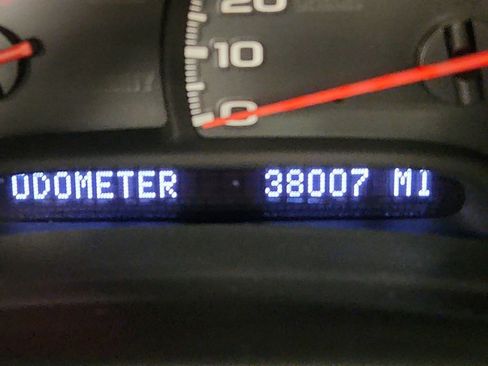 Used 2003 Chevrolet Corvette Coupe w/ Preferred Equipment Group image 16