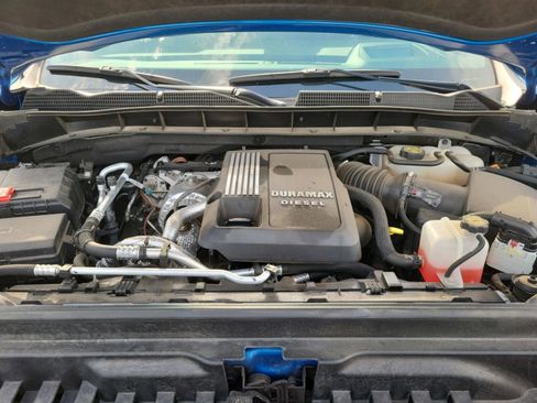 Used 2023 GMC Sierra 1500 AT4 w/ AT4 Premium Package image 9