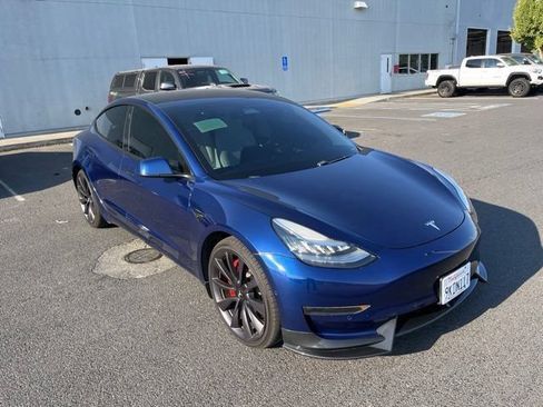 Used 2018 Tesla Model 3 Performance AWD/4WD image 2