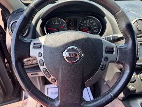 Used 2011 Nissan Rogue SV w/ SL Pkg AWD/4WD image 17