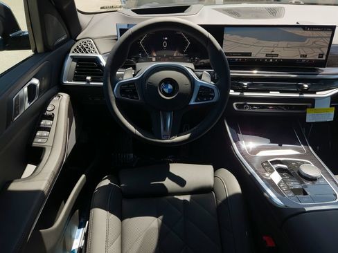 New 2026 BMW X5 xDrive40i w/ M Sport Package AWD/4WD image 15