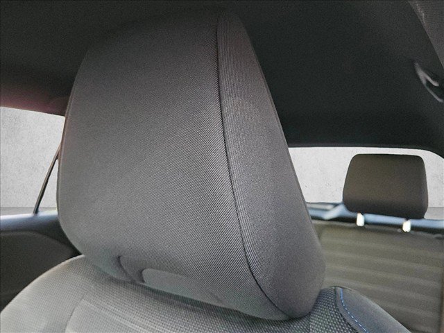 Used 2026 Toyota RAV4 SE FWD image 14