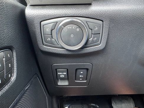 Used 2020 Ford F150 Lariat AWD/4WD image 34