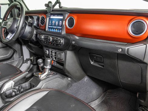 Used 2022 Jeep Gladiator Rubicon w/ LED Lighting Group AWD/4WD image 47