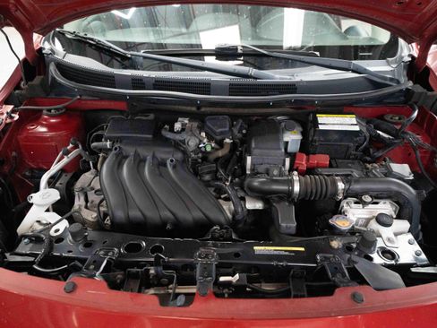 Used 2018 Nissan Versa SV FWD image 30
