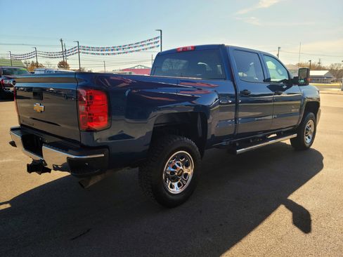 Used 2019 Chevrolet Silverado 3500 W/T w/ WT Convenience Package image 4