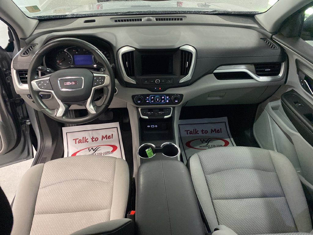 Used 2024 GMC Terrain SLE w/ Driver Convenience Package FWD image 19