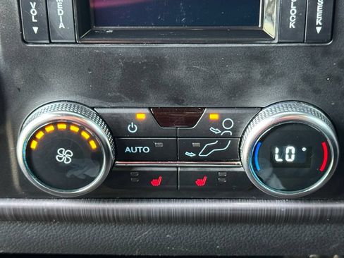 Used 2023 Ford Expedition Platinum AWD/4WD image 33