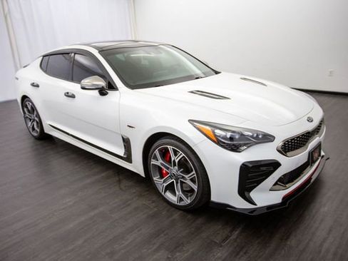 Used 2020 Kia Stinger GT1 image 2